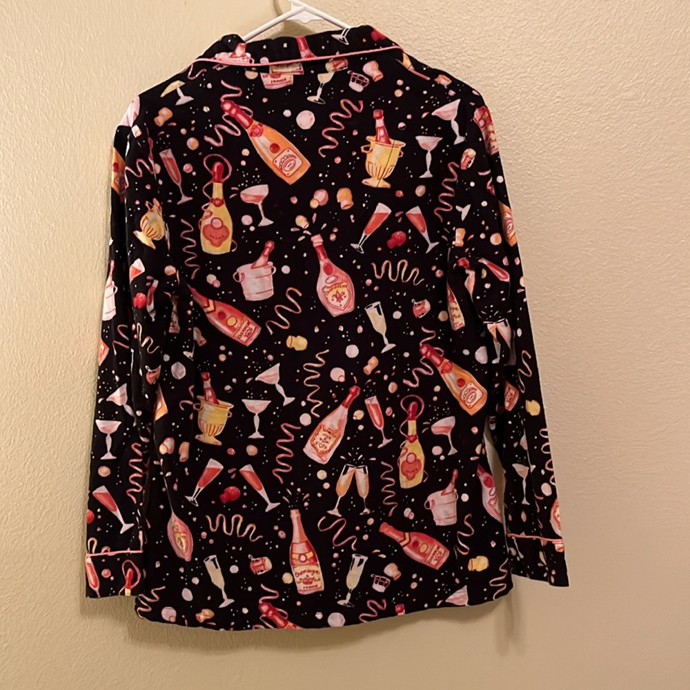 🍾 Nick & Nora 🍾 Champagne Popping pajama sleepwear top - NYE festive! - Picture 4 of 4